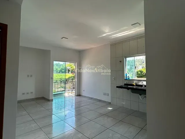 Apartamento 2 quartos e 2 banheiros, para alugar, no bairro Jardim do Trevo em Atibaia