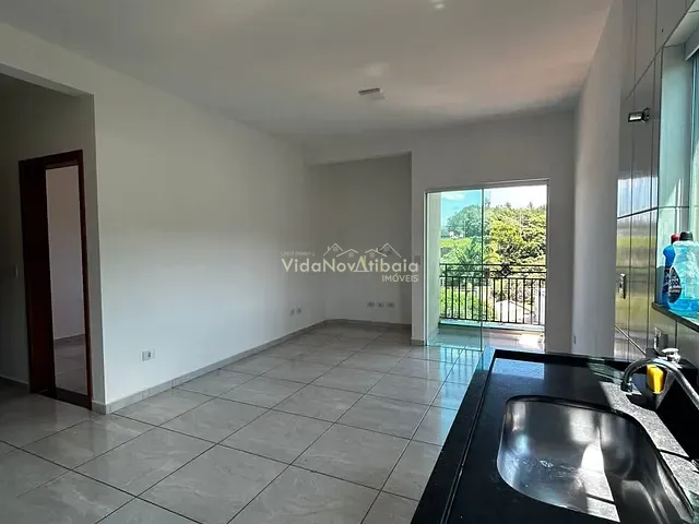 Apartamento 2 quartos e 2 banheiros, para alugar, no bairro Jardim do Trevo em Atibaia