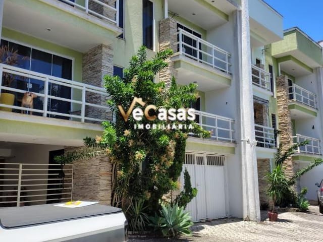 Apartamento com 125m² 2 quartos e 3 banheiros, à venda, no bairro Costazul em Rio das Ostras