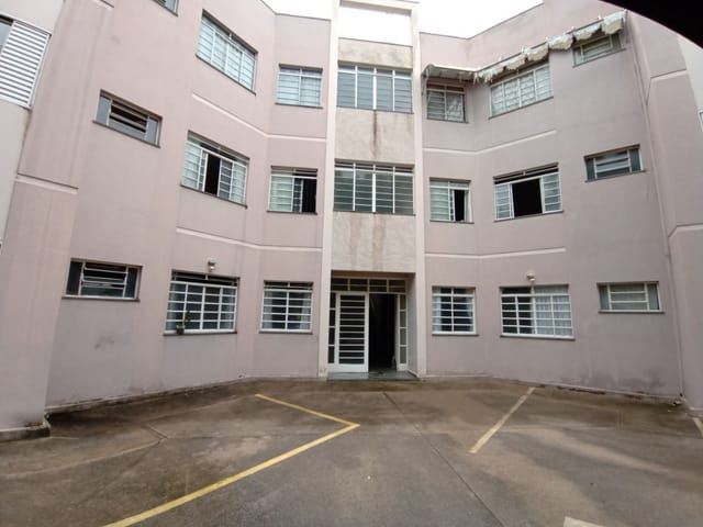 Apartamento com 55m² 2 quartos e 1 banheiro, para alugar, no bairro Jardim Guanabara em São João da Boa Vista