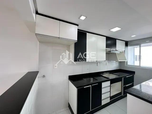 Apartamento 1 quarto e 1 banheiro, à venda, no bairro Centro em Erechim