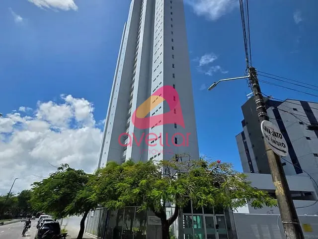 Apartamento 2 quartos e 2 banheiros, à venda, no bairro Boa Viagem em Recife