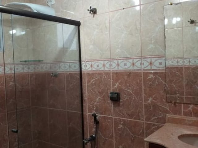 Apartamento à venda, no bairro Vila Bourghese em Pindamonhangaba