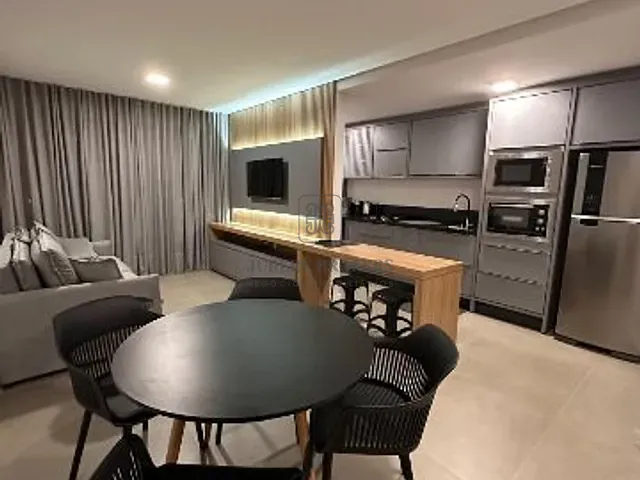 Apartamento 2 quartos e 3 banheiros, à venda, no bairro Jurerê Internacional em Florianópolis