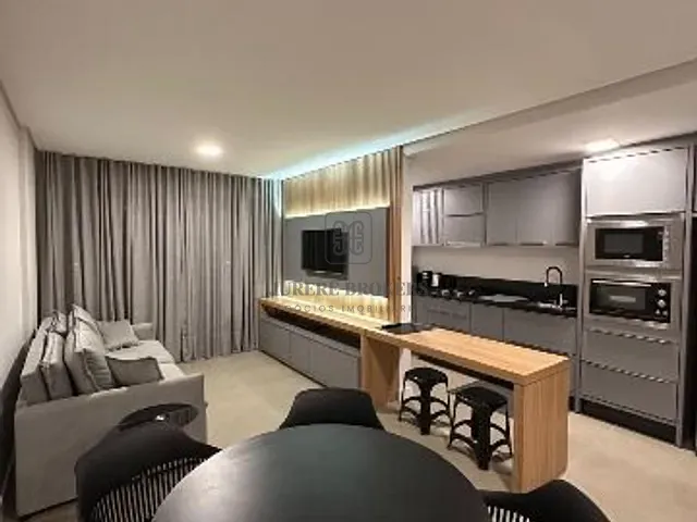 Apartamento 2 quartos e 3 banheiros, à venda, no bairro Jurerê Internacional em Florianópolis