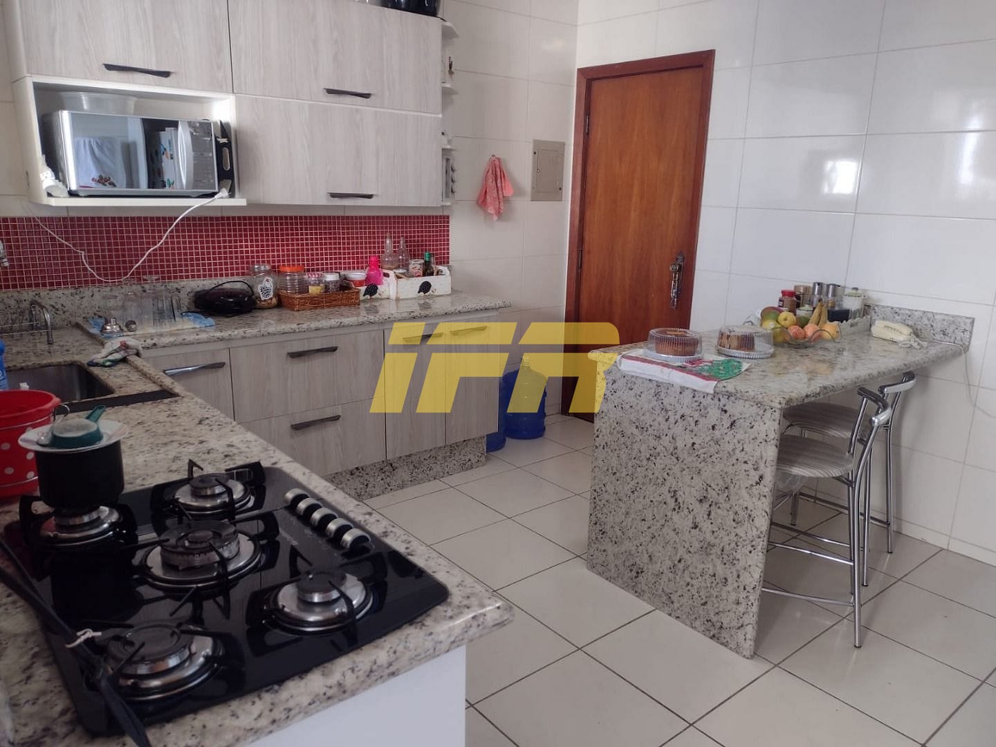 Apartamento, 3 quartos, 128 m² - Foto 2