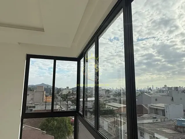 Apartamento 2 quartos e 3 banheiros, à venda, no bairro Areias em Camboriú