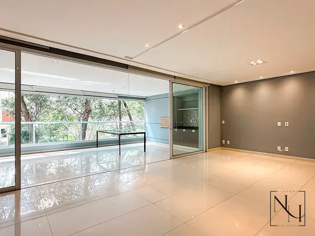 Apartamento com 222m² 3 quartos e 5 banheiros, à venda, no bairro Campo Belo em São Paulo