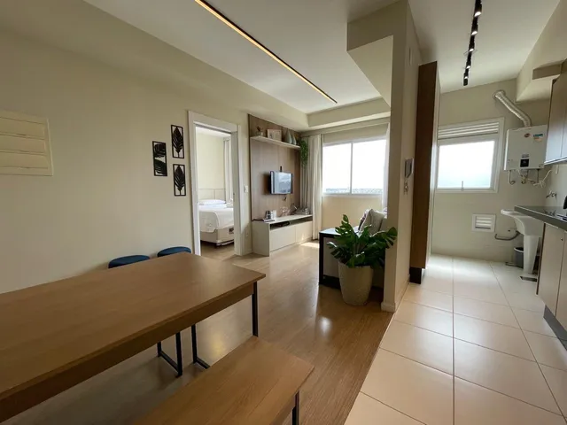 Apartamento com 10m² 1 quarto e 1 banheiro, à venda, no bairro Gleba Palhano em Londrina
