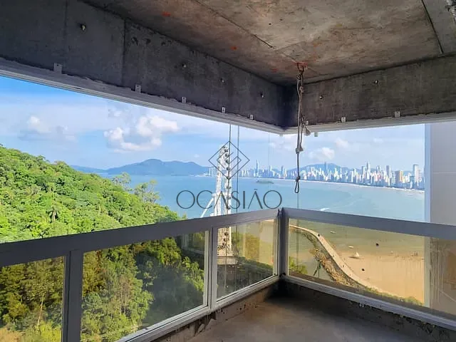 Apartamento 4 quartos e 4 banheiros, à venda, no bairro Pioneiros em Balneário Camboriú
