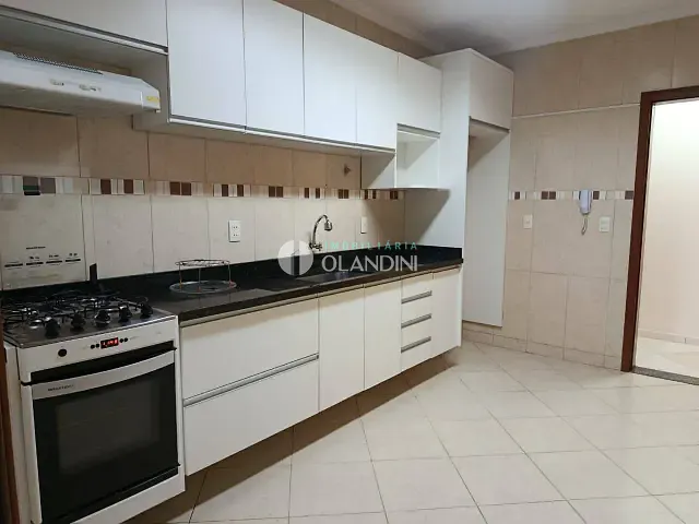 Apartamento com 115m² 3 quartos e 2 banheiros, à venda, no bairro Jardim Resek em Artur Nogueira