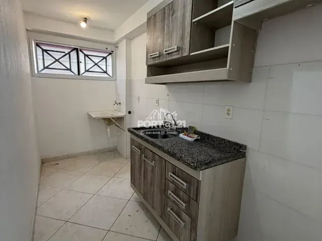 Apartamento 2 quartos e 2 banheiros, para alugar, no bairro Cohab São Francisco em Petrolina