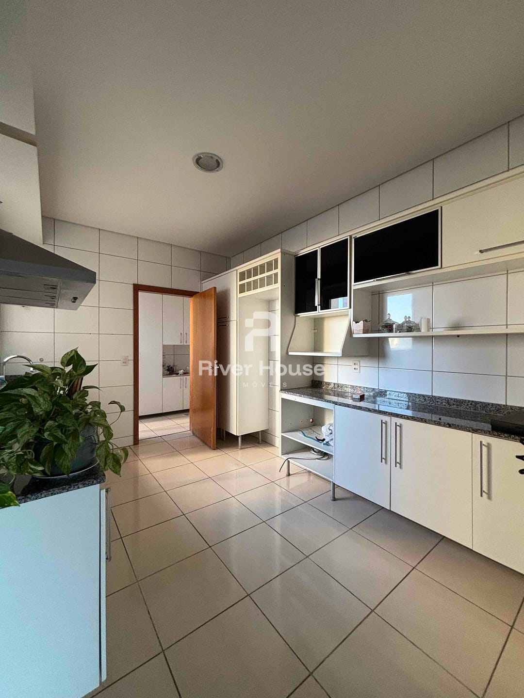 Apartamento, 3 quartos, 143 m² - Foto 3