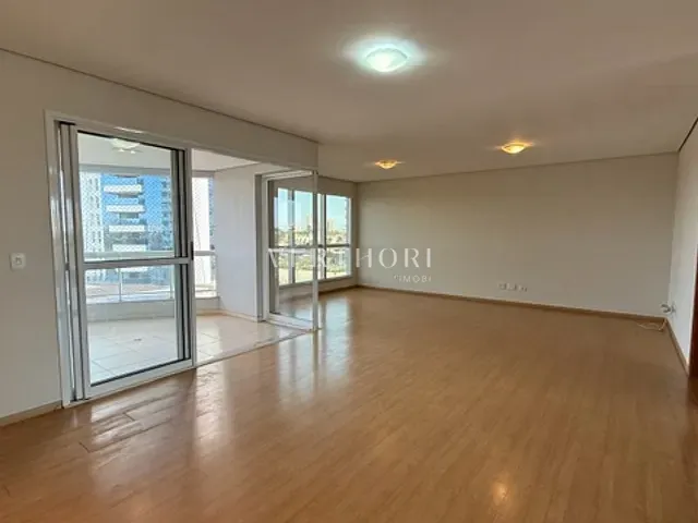 Apartamento 3 quartos e 5 banheiros, à venda, no bairro Bela Suiça em Londrina