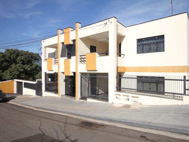 Apartamento com 135m² 3 quartos e 2 banheiros, para alugar, no bairro Jardim São Thiago em São João da Boa Vista