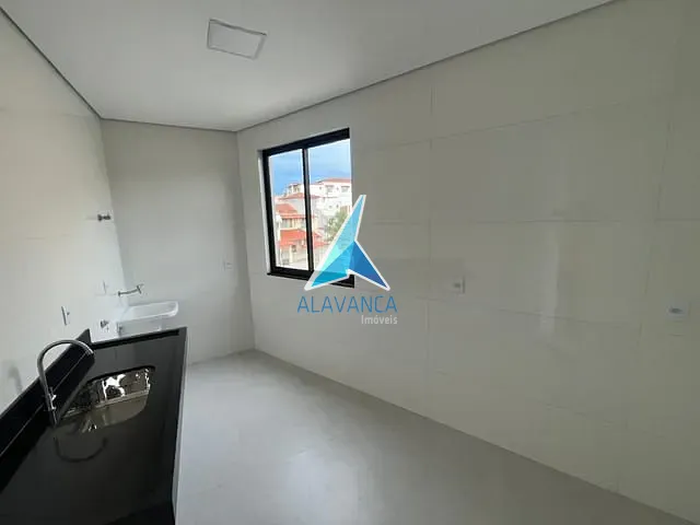 Apartamento com 113m² 3 quartos e 2 banheiros, à venda, no bairro Maria Eugênia em Governador Valadares