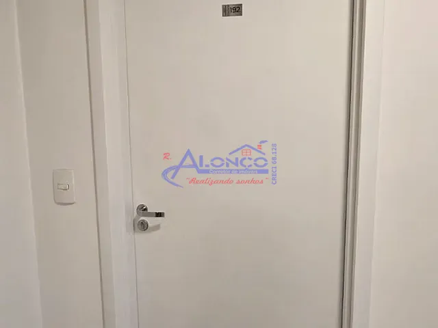 Apartamento com 64m² 2 quartos e 1 banheiro, para alugar, no bairro Loteamento Villa Branca em Jacareí