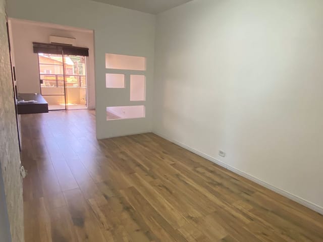 Foto do Apartamento - Lindo Apartamento para venda com 03 dormitórios (sendo 01 suíte), elevador privativo, e planejados no Centro de Taubaté/SP, | ALPHA HOUSE