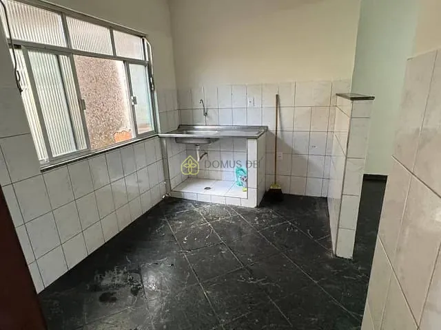 Apartamento com 160m² 2 quartos e 1 banheiro, à venda, no bairro Colônia Santo Antônio em Barra Mansa
