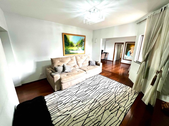 Apartamento com 245m² 3 quartos e 3 banheiros, à venda, no bairro Centro em Londrina