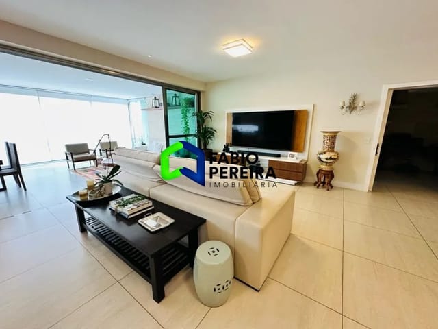 Apartamento com 315m² 4 quartos e 6 banheiros, à venda, no bairro Barra da Tijuca em Rio de Janeiro