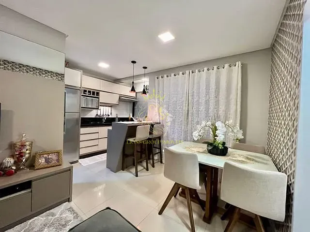 Apartamento 2 quartos e 2 banheiros, à venda, no bairro São Francisco de Assis em Camboriú