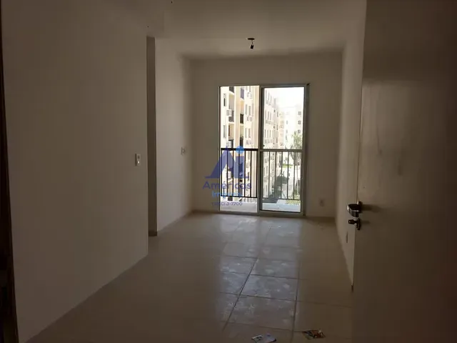 Apartamento com 53m² 2 quartos e 2 banheiros, para alugar, no bairro Jacarepaguá em Rio de Janeiro