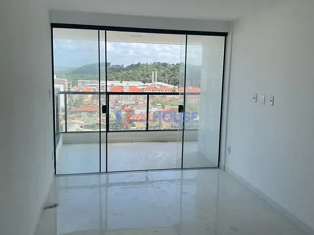 Apartamento 3 quartos e 4 banheiros, à venda, no bairro Nossa Senhora da Vitória em Ilhéus