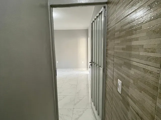 Apartamento 2 quartos e 1 banheiro, para alugar, no bairro Campo Grande em Rio de Janeiro