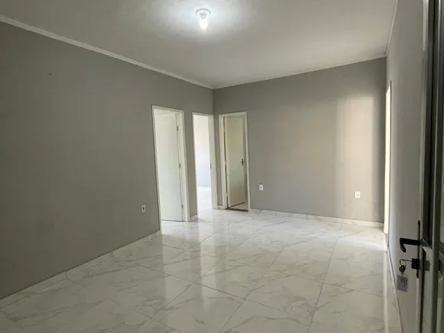 Apartamento 2 quartos e 1 banheiro, para alugar, no bairro Campo Grande em Rio de Janeiro