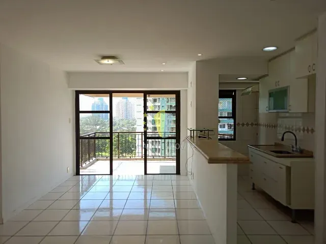 Apartamento com 84m² 2 quartos e 2 banheiros, para alugar, no bairro Barra da Tijuca em Rio de Janeiro
