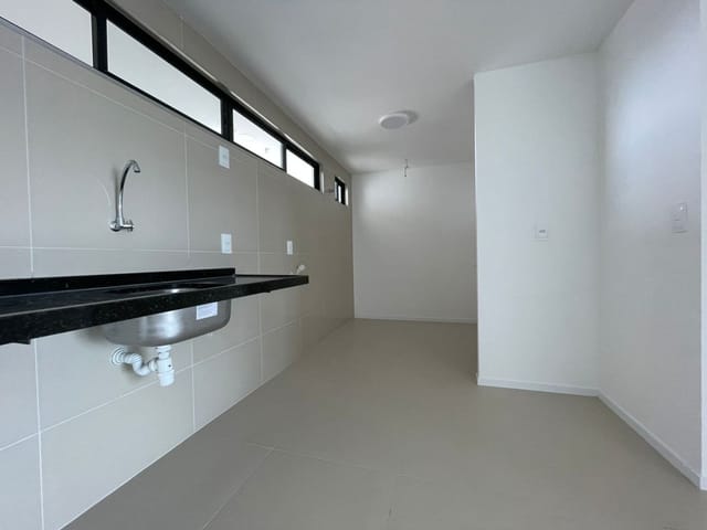 Apartamento 3 quartos e 3 banheiros, para alugar, no bairro Parquelândia em Fortaleza