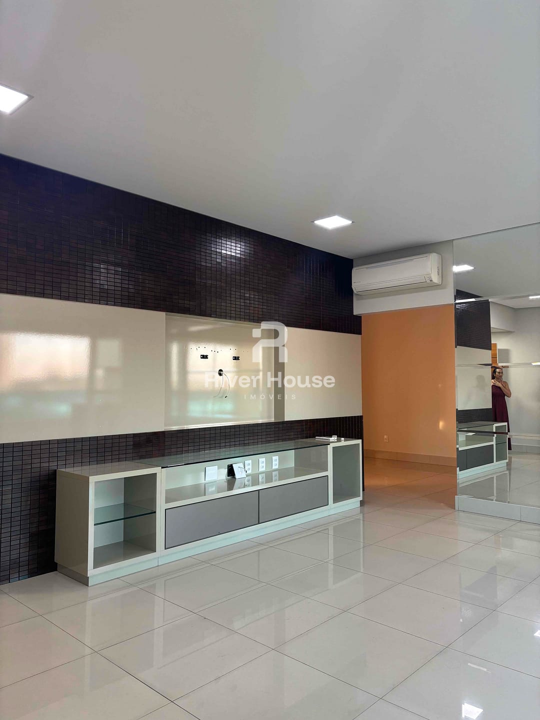 Apartamento para alugar com 3 quartos, 143m² - Foto 22