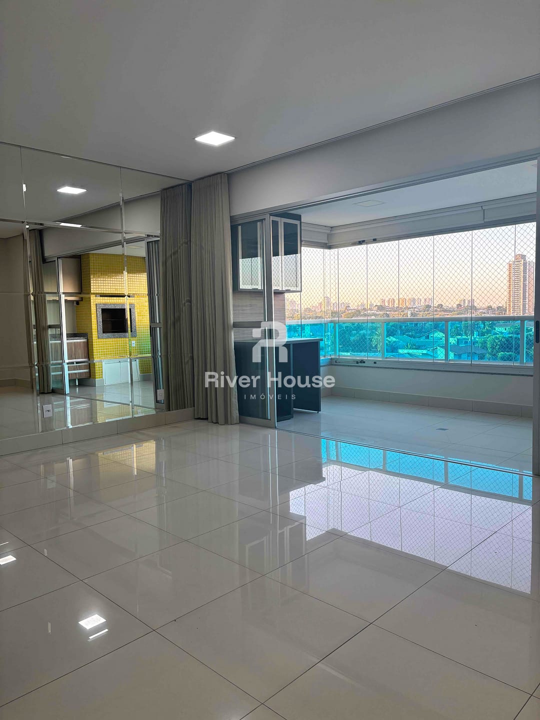 Apartamento para alugar com 3 quartos, 143m² - Foto 20