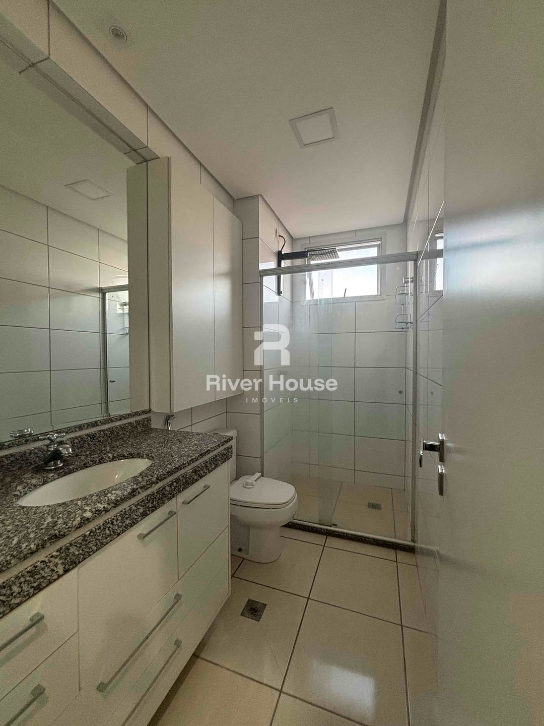 Apartamento para alugar com 3 quartos, 143m² - Foto 15