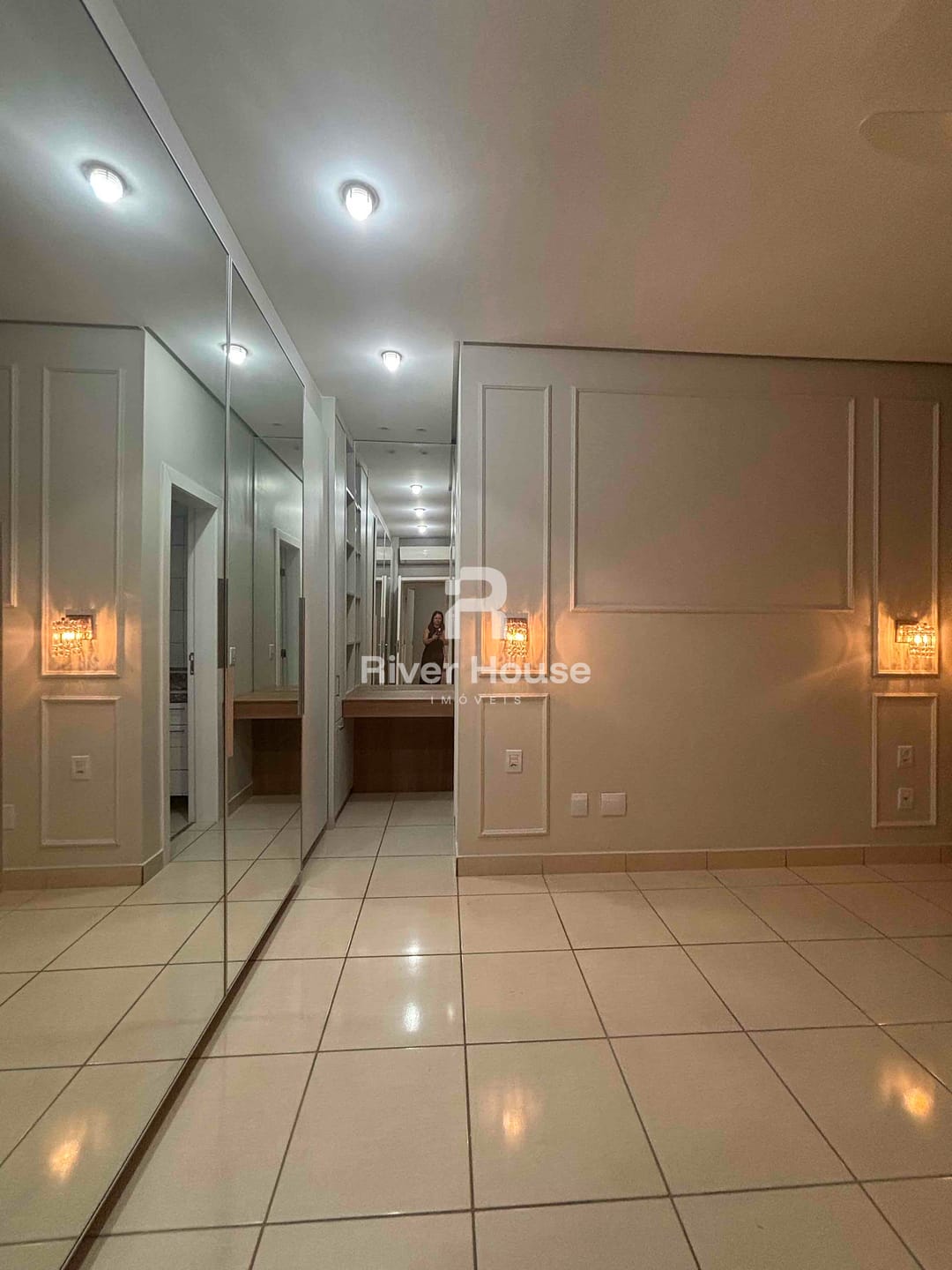 Apartamento para alugar com 3 quartos, 143m² - Foto 10