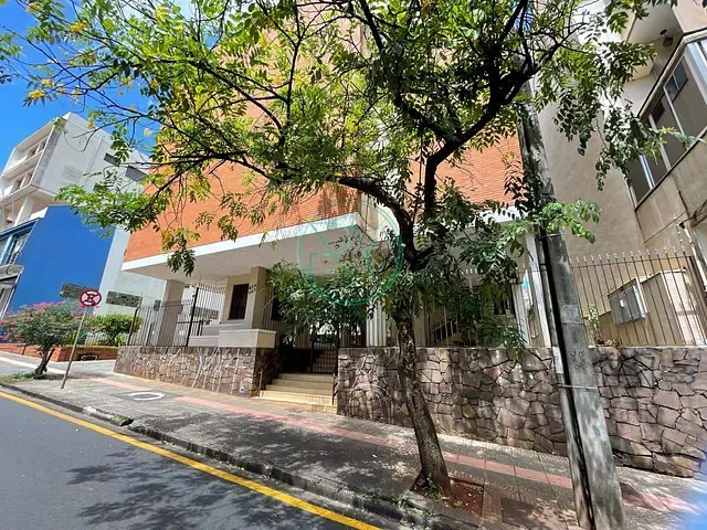 Apartamento com 124m² 3 quartos e 2 banheiros, à venda, no bairro Centro em Londrina