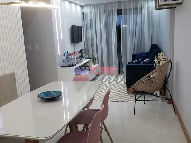 Apartamento 3 quartos e 2 banheiros, à venda, no bairro Nossa Senhora da Vitória em Ilhéus