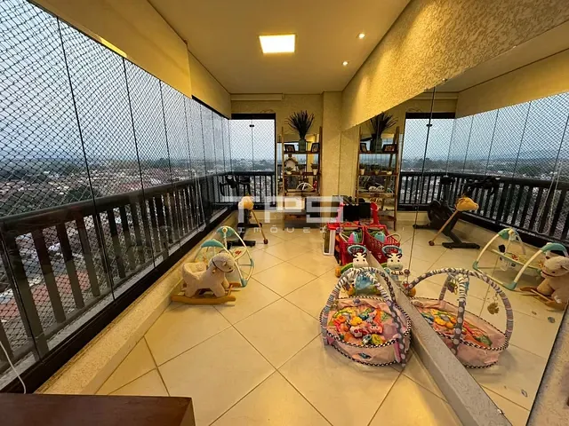 Apartamento com 264m² 3 quartos e 3 banheiros, à venda, no bairro Cruz em Lorena