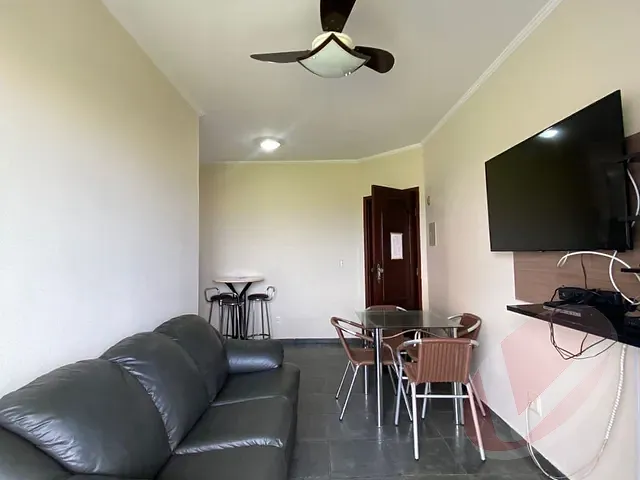 Apartamento 2 quartos e 1 banheiro, à venda, no bairro Caiçara em Praia Grande