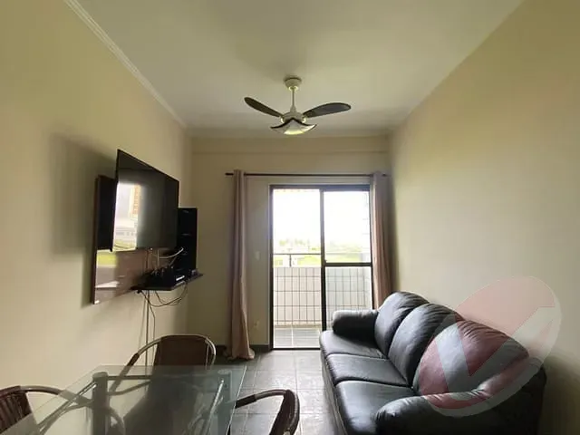Apartamento 2 quartos e 1 banheiro, à venda, no bairro Caiçara em Praia Grande