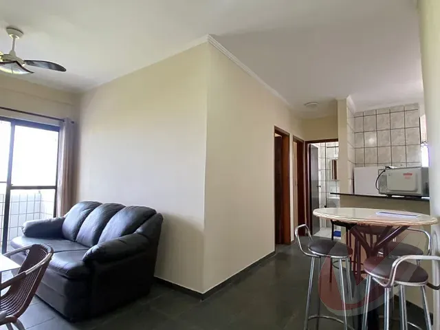 Apartamento 2 quartos e 1 banheiro, à venda, no bairro Caiçara em Praia Grande