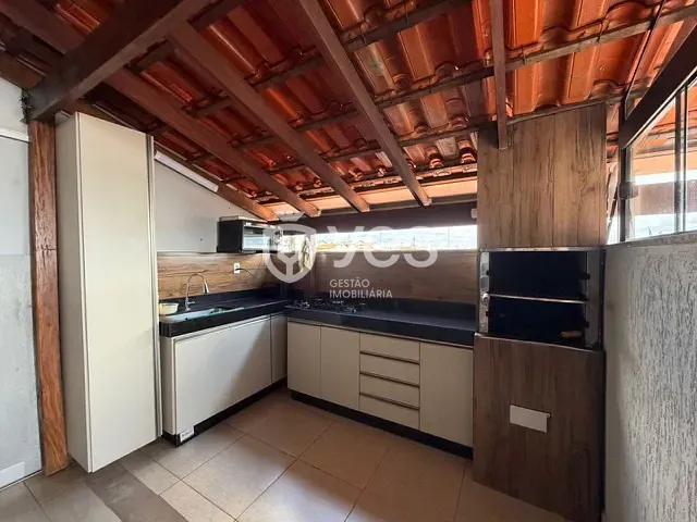 Apartamento 3 quartos e 2 banheiros, à venda, no bairro Guilhermina Vieira Chaer em Araxá