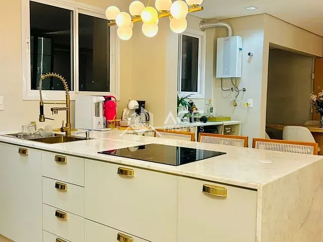 Apartamento 4 quartos e 5 banheiros, à venda, no bairro Bela Vista em Erechim