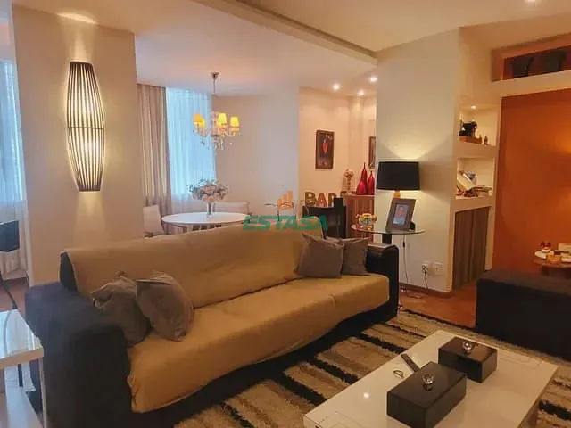 Apartamento 3 quartos e 4 banheiros, à venda, no bairro Copacabana em Rio de Janeiro