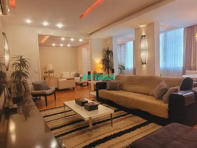 Apartamento 3 quartos e 4 banheiros, à venda, no bairro Copacabana em Rio de Janeiro