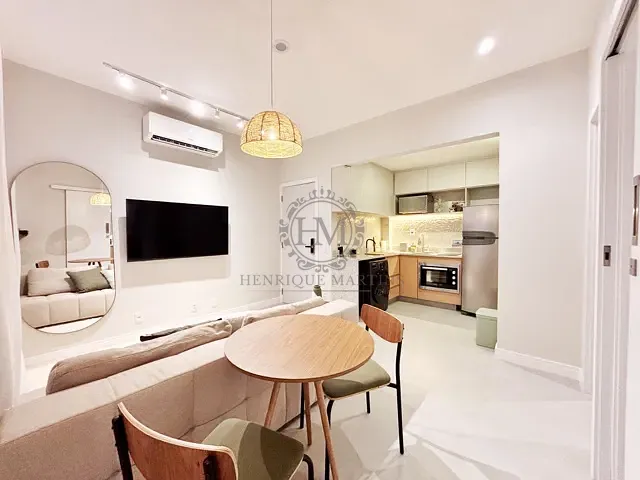 Apartamento com 60m² 2 quartos e 2 banheiros, à venda, no bairro Ipanema em Rio de Janeiro