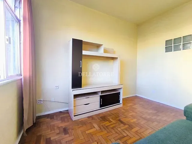 Apartamento 1 quarto e 1 banheiro, à venda, no bairro Alto em Teresópolis