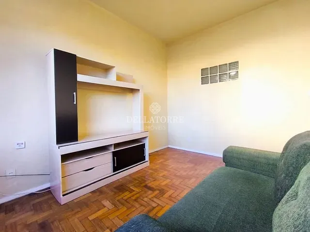 Apartamento 1 quarto e 1 banheiro, à venda, no bairro Alto em Teresópolis