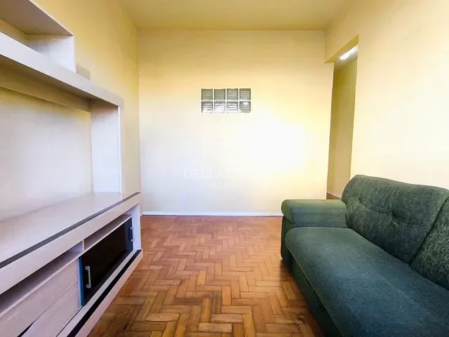 Apartamento 1 quarto e 1 banheiro, à venda, no bairro Alto em Teresópolis